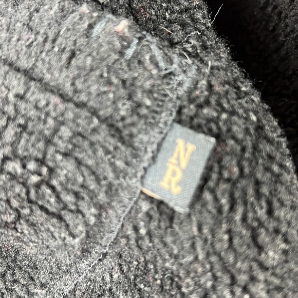 Northern  Reflections Reversible Button Down Sherpa Coat - Picture 6 of 8